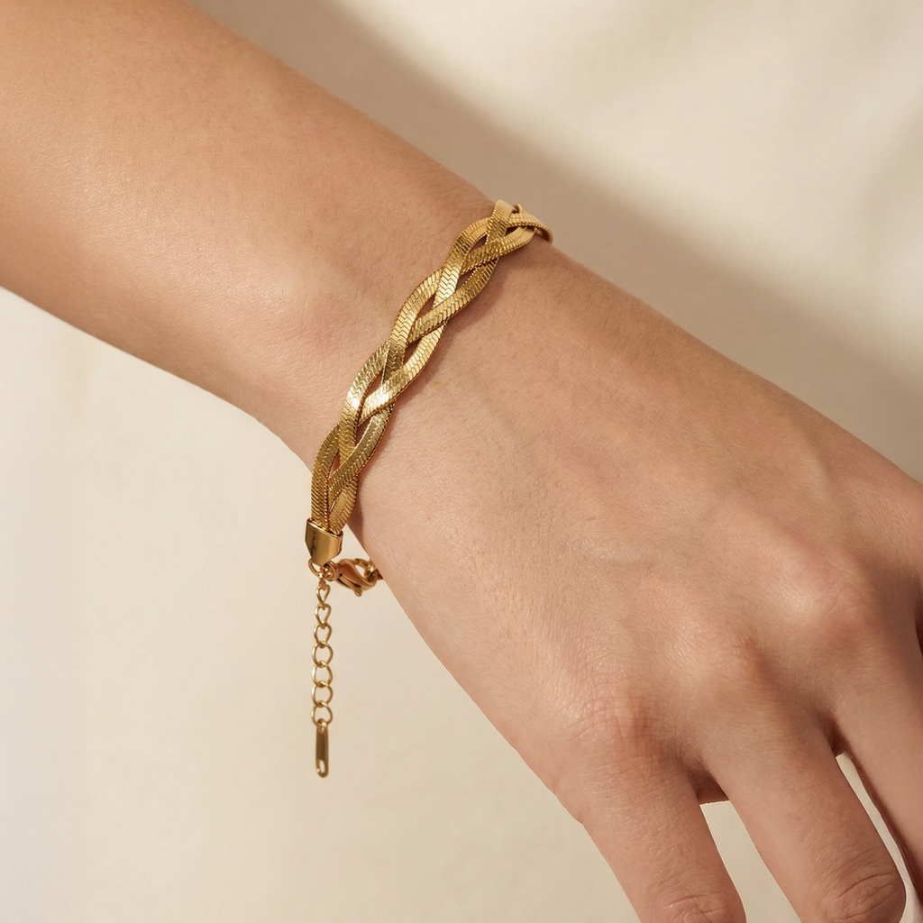 Gaia 18K Gold