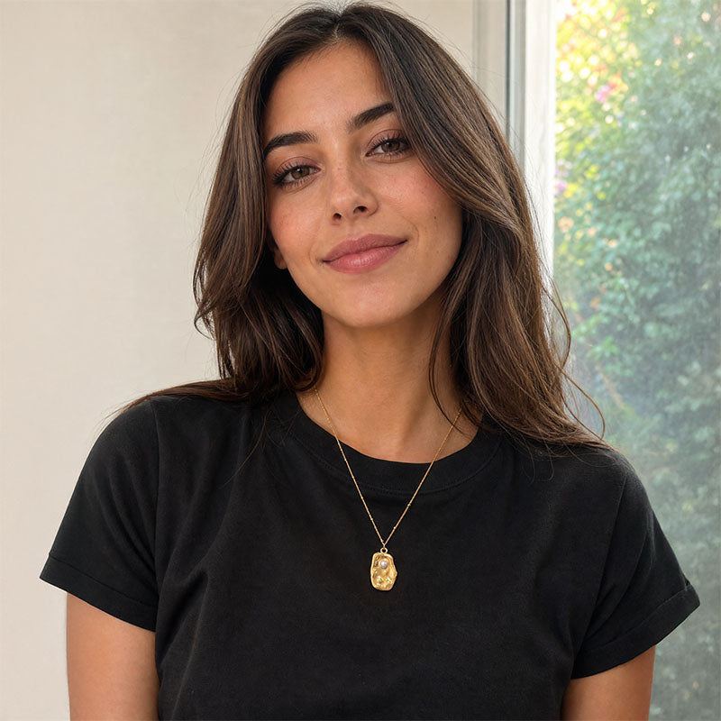 Olivia 18K Gold Necklace